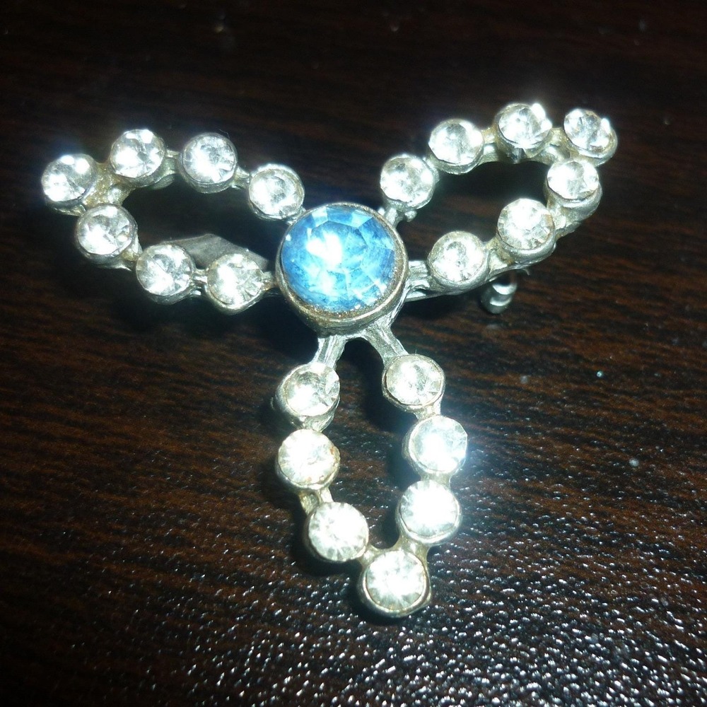 Vintage Silver Tone Blue and Clear‎ Rhinestone Bow Clover Brooch Pin